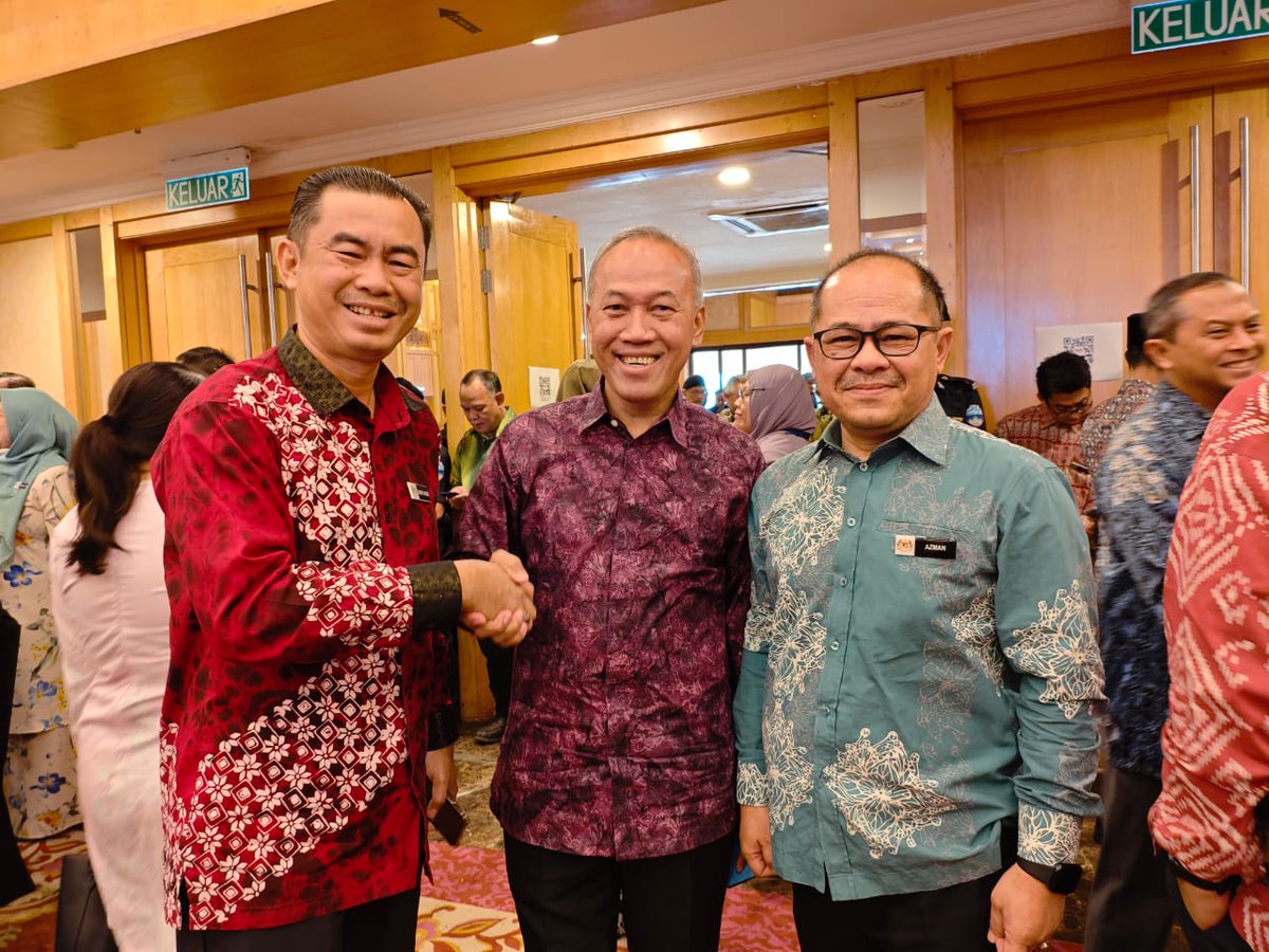 15 Januari 2026 – Ketua Pengarah Jabatan Sukarelawan Malaysia (RELA) telah menghadiri Majlis Amanat Ketua Setiausaha Negara Tahun 2026 bertemakan “Mempercepat Pelaksanaan, Memperhebat Reformasi” bertempat di Dewan De' Seri Endon, PUSPANITAPURI, Putrajaya pada pagi ini.