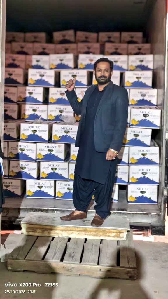 shakeelshah110's tweet photo. Rashdi banana xport cold stor 
Tando allahayr https://t.co/z169rfCACx
