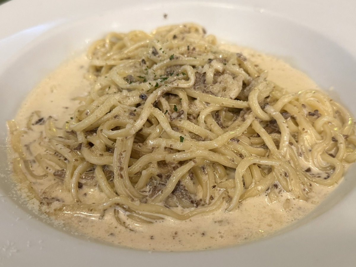 UsePon's tweet image. 遅めのランチ😋マッシュルームのクリームパスタ🍄🍝