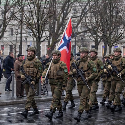 GlobeEyeNews's tweet image. BREAKING: 

Norway to send two military personnel to Greenland.