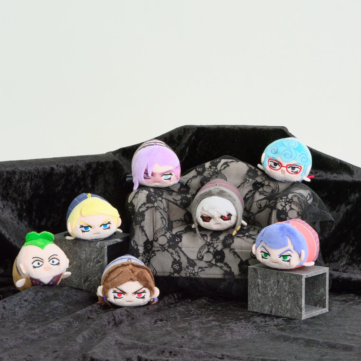 ⭐1/23(金)発売新商品を紹介⭐

／
　ぽてコロマスコットミニ 4
＼

ジョジョの奇妙な冒険の【ぽてコロマスコット ミニ】が登場！デフォルメされたキャラクター達がコロコロ転がってかわいい！

※1/23は事前受付、1/24〜1/25は整理券による入店となります。

☑️公式サイト
bandainamco-am.co.jp/official_shop/…