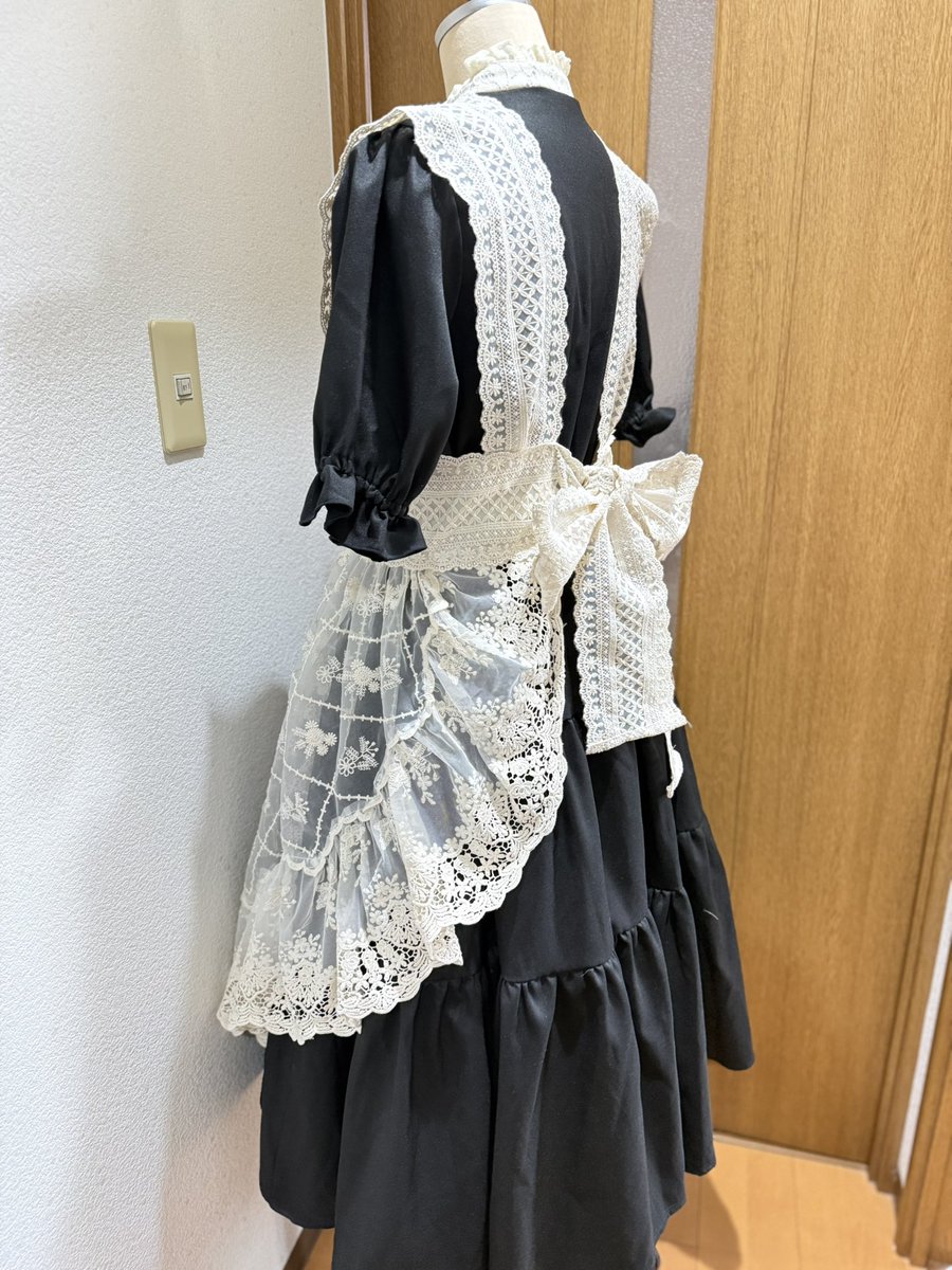 OR_Chelseah's tweet image. Élise（エリーズ）のレースタブリエ
シルエットと分量を何度も調整して、やっとサンプルまで仕上げる事が出来ました😂
何回解いたか、、、めげかけましたが、何とか形になりました☺️
もう一度型紙に起こし直してトワルして、シルエットみて仕上げていきます！
いかがでしょうか♪
#Je_embellir製作中…