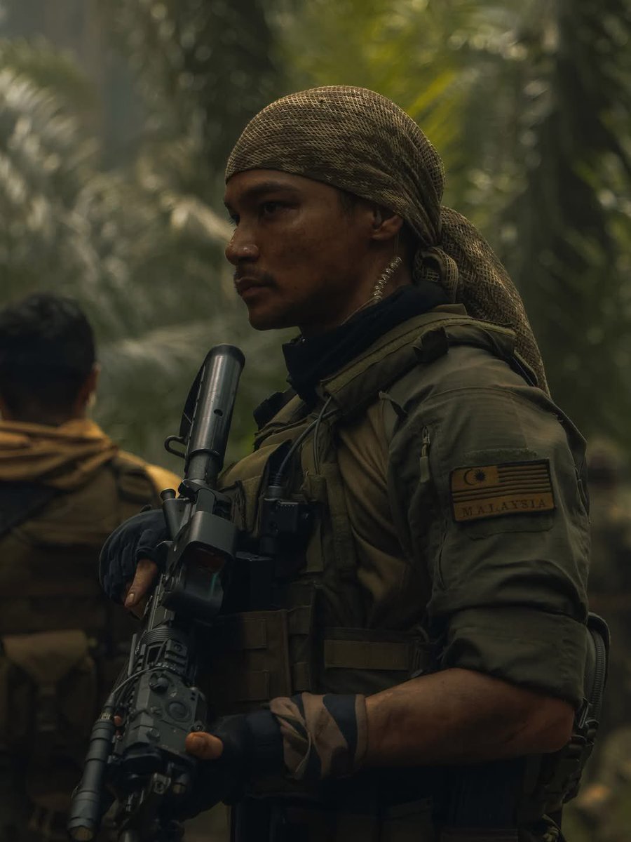 GSCinemas's tweet photo. First look at #SyafiqKyle sebagai DSP Zambri dalam #TAKLUK: Lahad Datu 2, akan tiba tidak lama lagi di pawagam GSC!
#OpsDaulat #TaklukLahadDatu2 https://t.co/DKS1T4BbhL