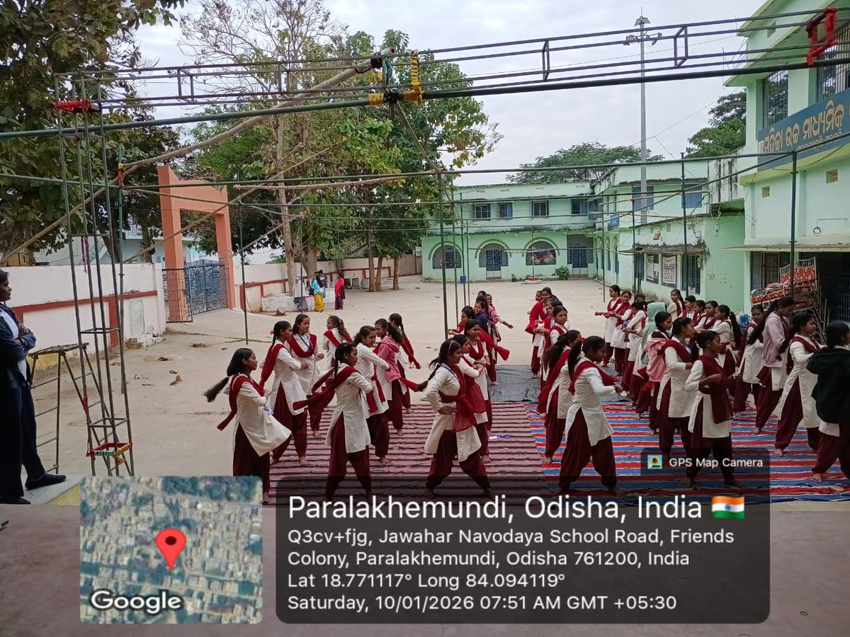 WDCGAJAPATI's tweet photo. Self defence training @DirDHEOdisha @amagouravamacollege https://t.co/ywyjSTKTdC