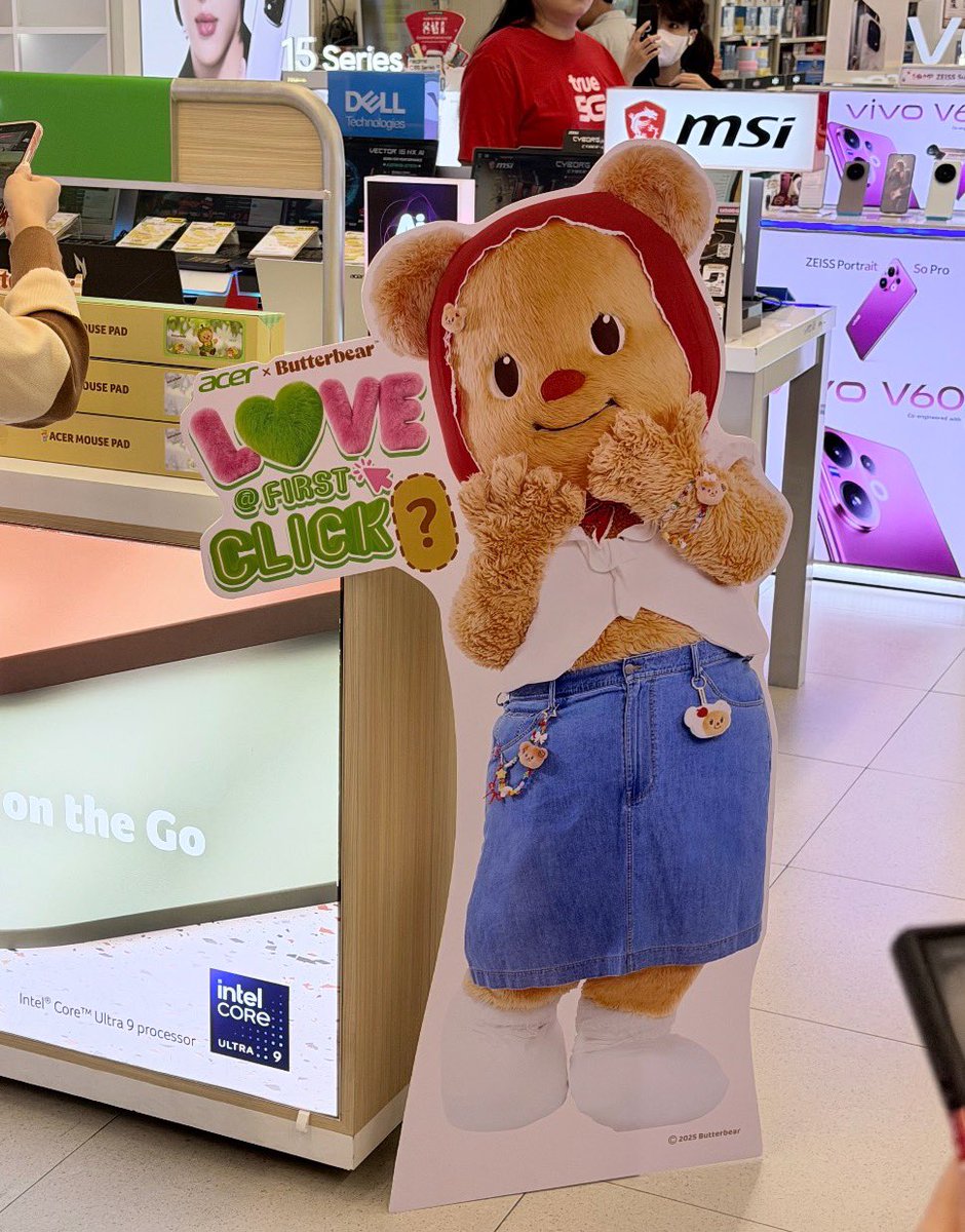 miniesbl11's tweet photo. ต๊ะเอ๋  😊 มัม แด๊ด พส. แวะมาจุ่มเมาส์ กับ mouse pad กับหนูมั๊ยคะ งือ เดินผ่านมาเจอ น่าร้ากกกกกมากกกกกก 🫶🏻💕🧸
#Acer #AcerThailand #AcerXButterbear #LoveAtFirstClick 
#Butterbear #ด้อมน้องเนย https://t.co/WMqy5r69Xs