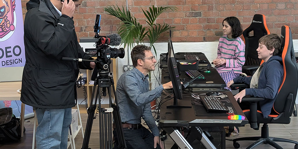 Autism Eye tweet media