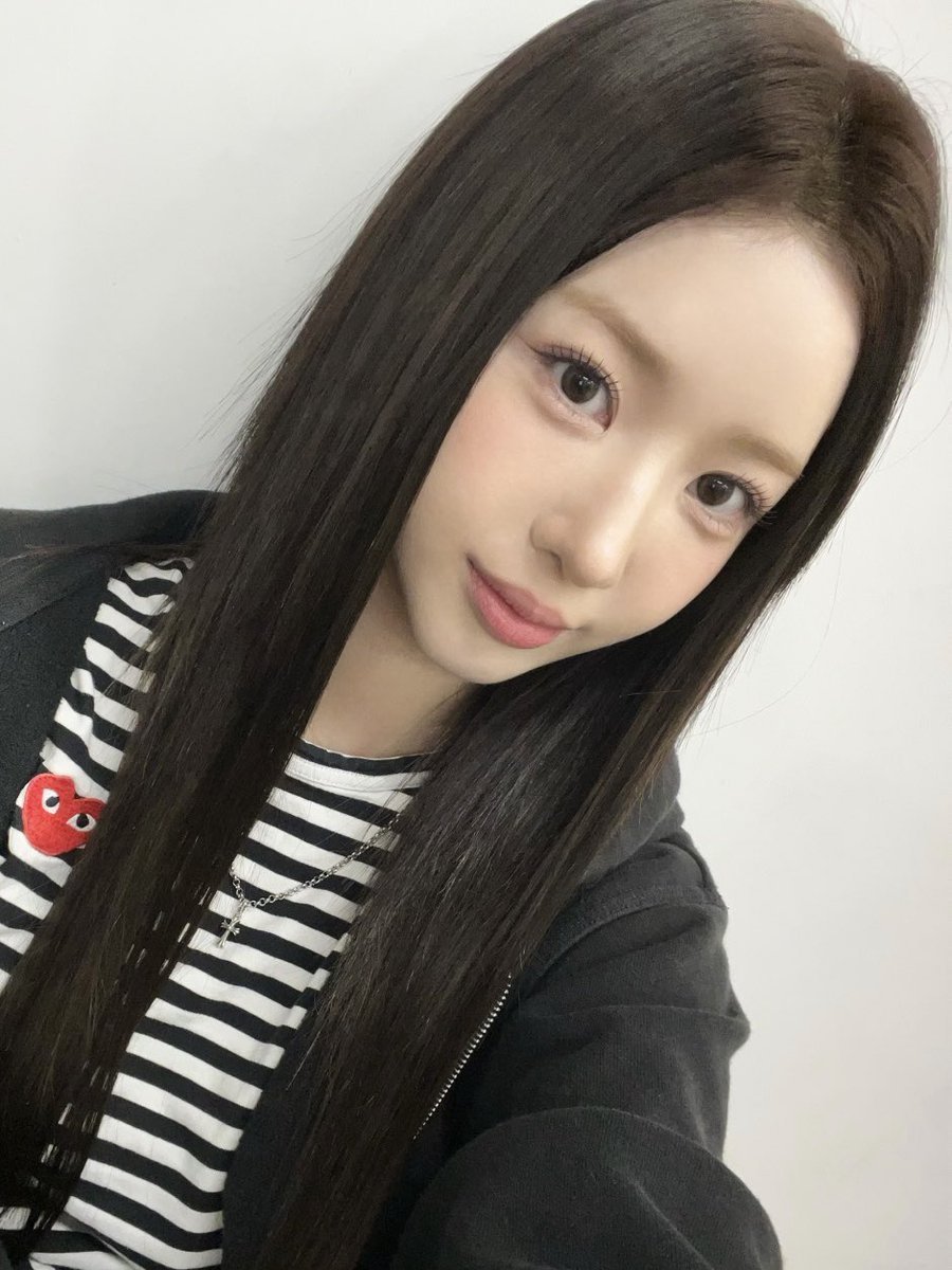 BADVILLAIN_twt's tweet image. 보고 싶은 빌리온! 많이 사랑해요🤍

#빈 #Vin
#배드빌런 #BADVILLAIN