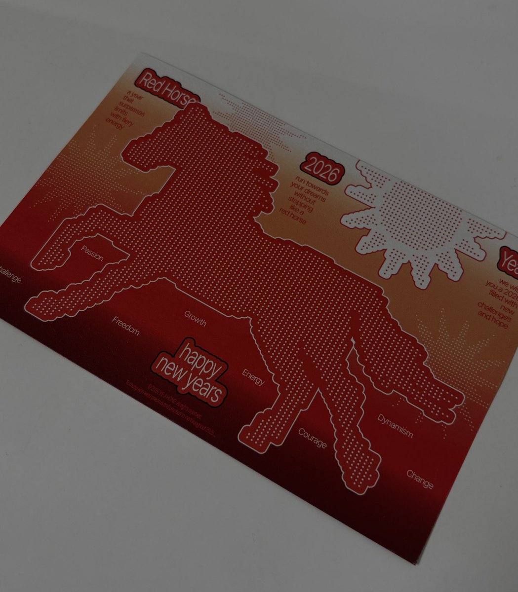 404weekendz's tweet image. 지지님 연하장 받았어요 달력까지…! ⸝⸝ 누무예뻐요
달력은 리무버블 스티커라서 바로 모니터 옆에 붙였답니다 요긴하게 쓸 것 같아요 ♡ @yeworkacc