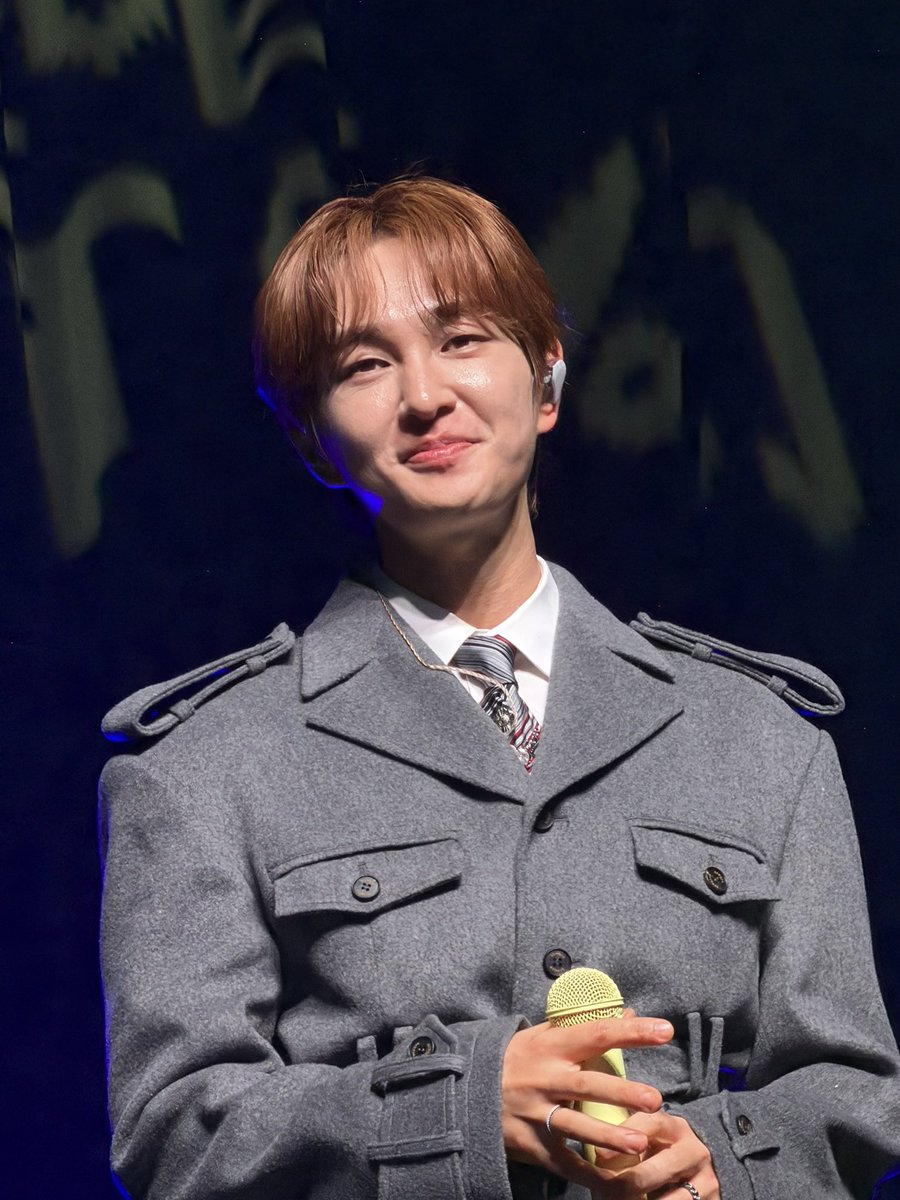 eclipse6v6's tweet image. MY GORGEOUS JINKI AAAAACKXFJBNKK