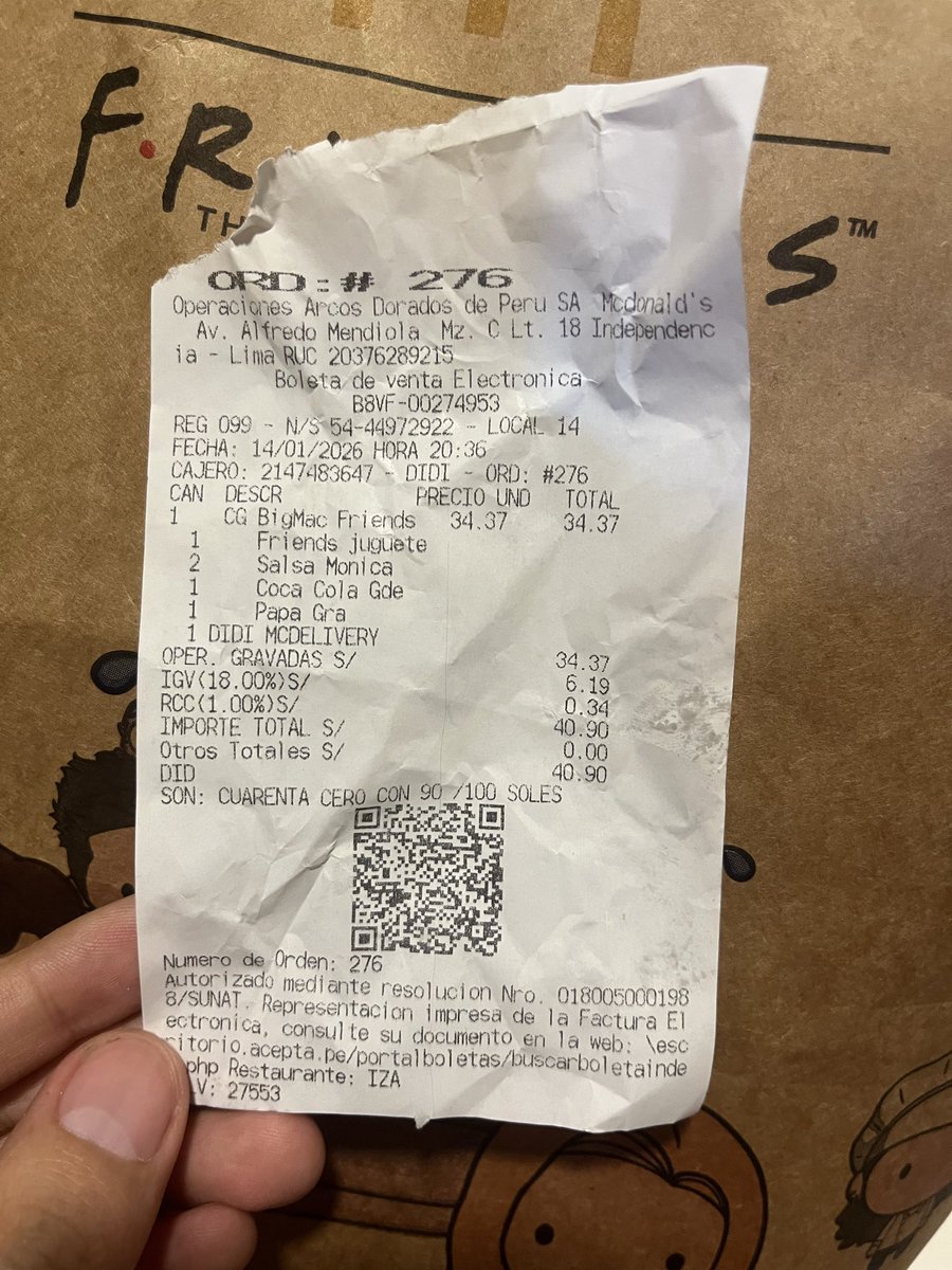 rafhaguilar's tweet photo. Ósea que yo compro por delivery el BigMac Friends y no viene el muñeco coleccionable @IndecopiOficial @McDonalds https://t.co/Je207qbU18