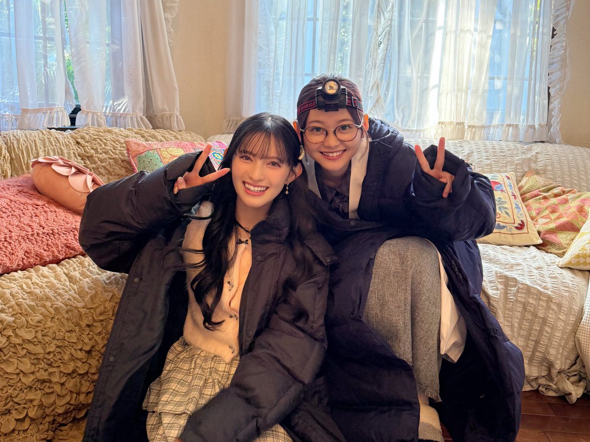 •.\ #今日もカレーですか？ /.•
ご視聴ありがとうございました🍛

˗ˏˋᴄᴜʀʀʏ ᴏғғ-ꜱʜᴏᴛ📷ˎˊ˗

喧嘩の仲裁をしてくれた
💜香菜ちゃんと桃ちゃん🩷

✐☡TVerで1/19(月)まで見逃し配信中⌯૩
〚tver.jp/episodes/ep09u…〛

#田牧そら #秋田汐梨 #鈴川紗由 #菅田愛貴