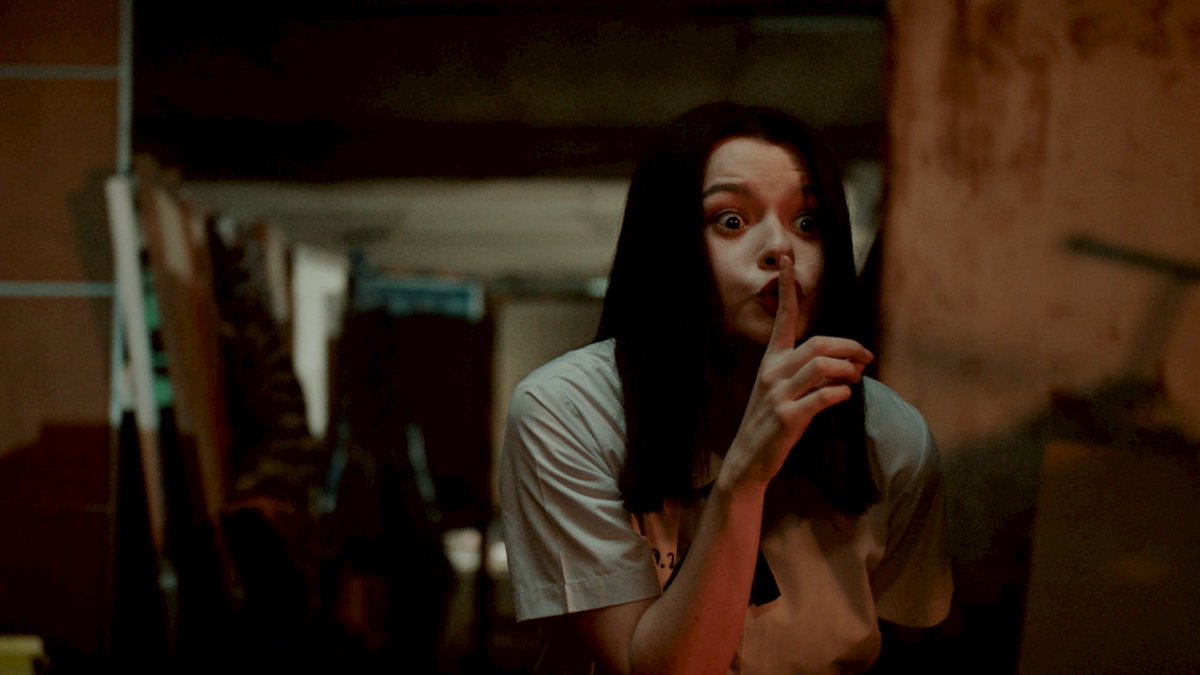 bazaarthailand's tweet image. ชมภาพเบื้องหลังเพิ่มเติมของ ‘เบ็คกี้ อาร์มสตรอง’ กับบทบาทของ ‘แนนโน๊ะ’ ร่างใหม่ ใน ‘Girl from Nowhere the Reset’ หรือ ‘เด็กใหม่ the Reset’ 

แล้วคุณล่ะ… พร้อมจะเจอหน้า ‘เด็กใหม่’ หรือยัง?
#GirlfromNowheretheReset
#BeckyArmstrong