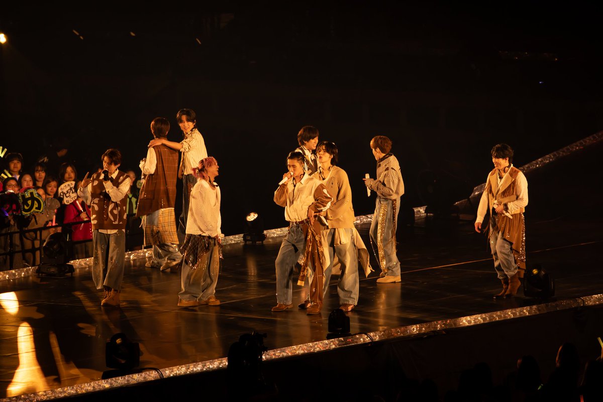 Snow Man『ON』ツアー東京ドーム公演レポート❄

9人のヘアメイク＆見どころシーンまで解説✨岩本さん＆ラウールさんがNetflix映画『10DANCE』に登場する1シーンも注目です👀

🔗レポートはこちら
maquia.hpplus.jp/life/news/1152…

#SnowMan_ON