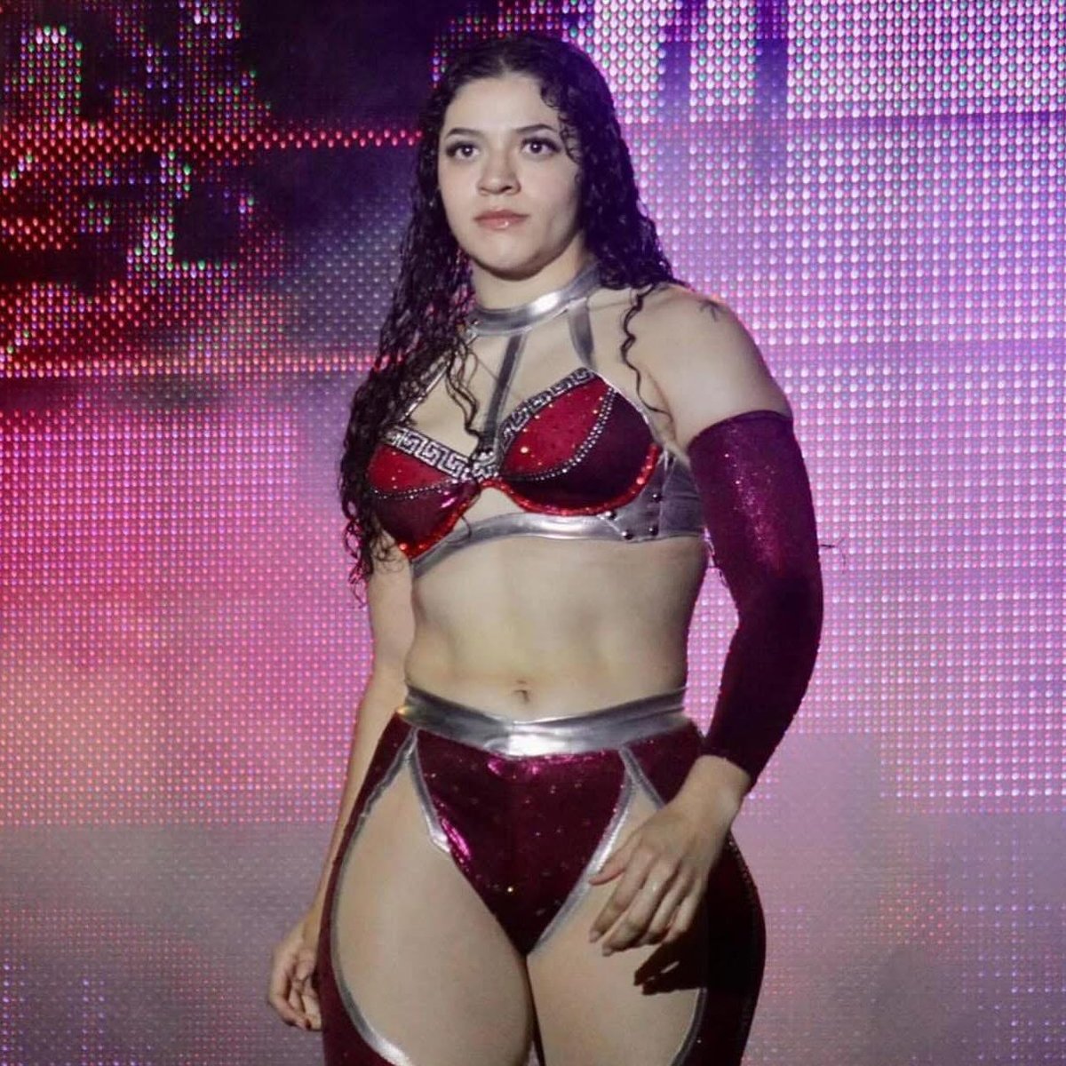 WrestlePurists's tweet image. CMLL announced that Mascara Dorada and Persephone now have dual contracts with CMLL and AEW!!!