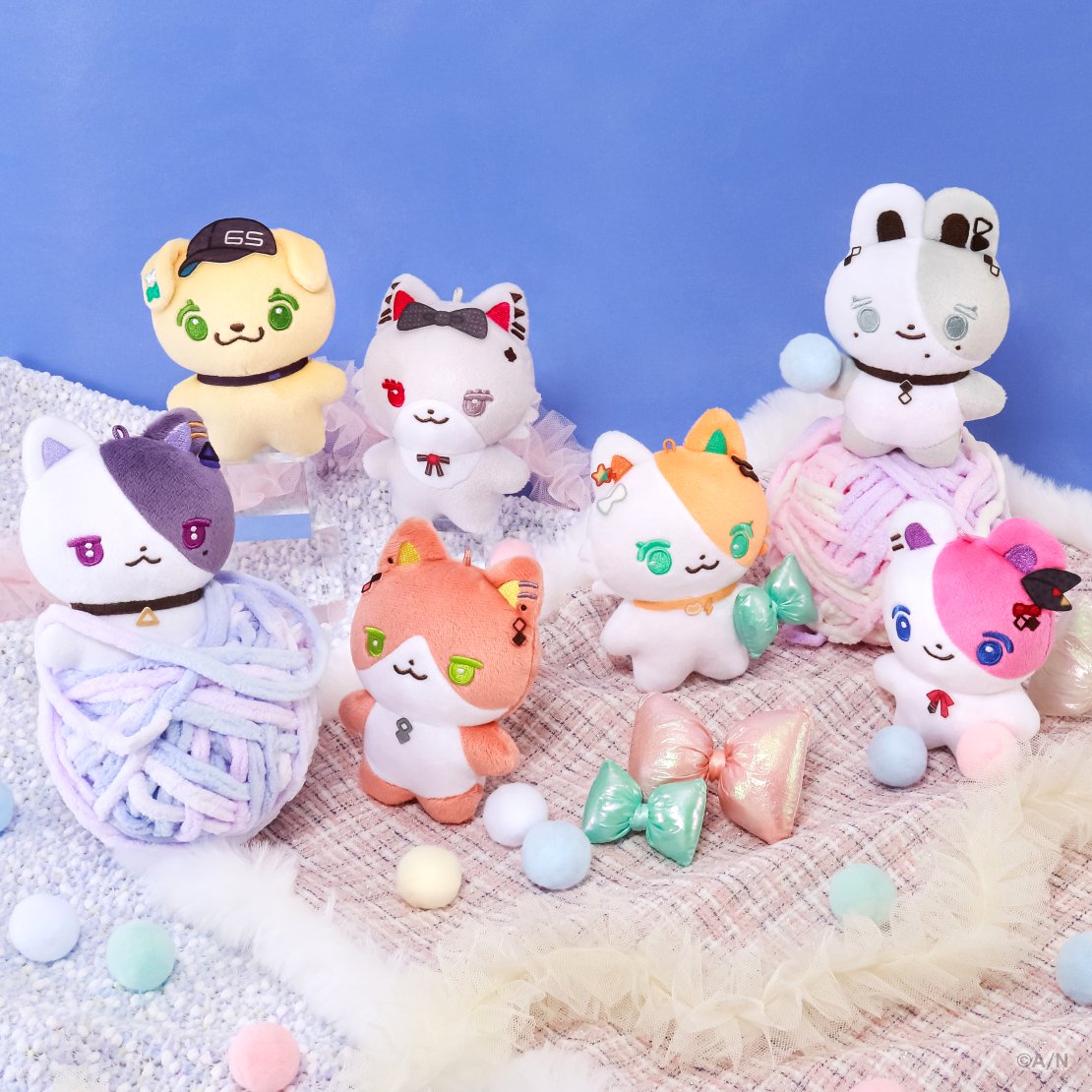 【#にじたうん 4ちょうめ グッズ紹介】

4ちょうめの住人は… #Idios に似てるけど、ちょっと違う？👀

▼1/16(金)18:00販売開始！
shop.nijisanji.jp/TAG_714

#にじたうん