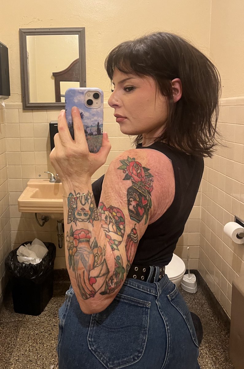 alyssa:) tweet media