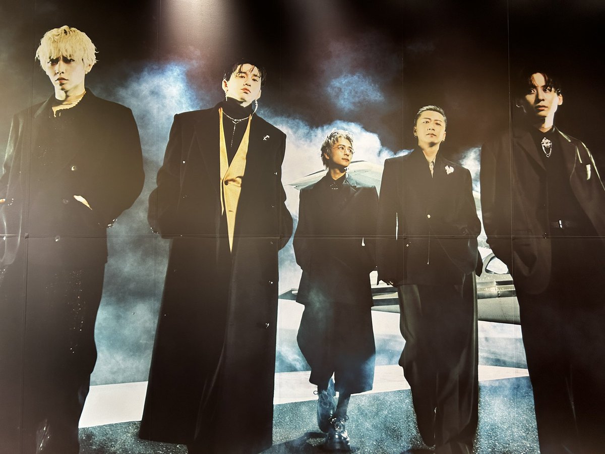 mecha_kuri's tweet photo. メジャーデビュー12周年おめでたいき🤍🤍🤍 https://t.co/DLXgncuUpb