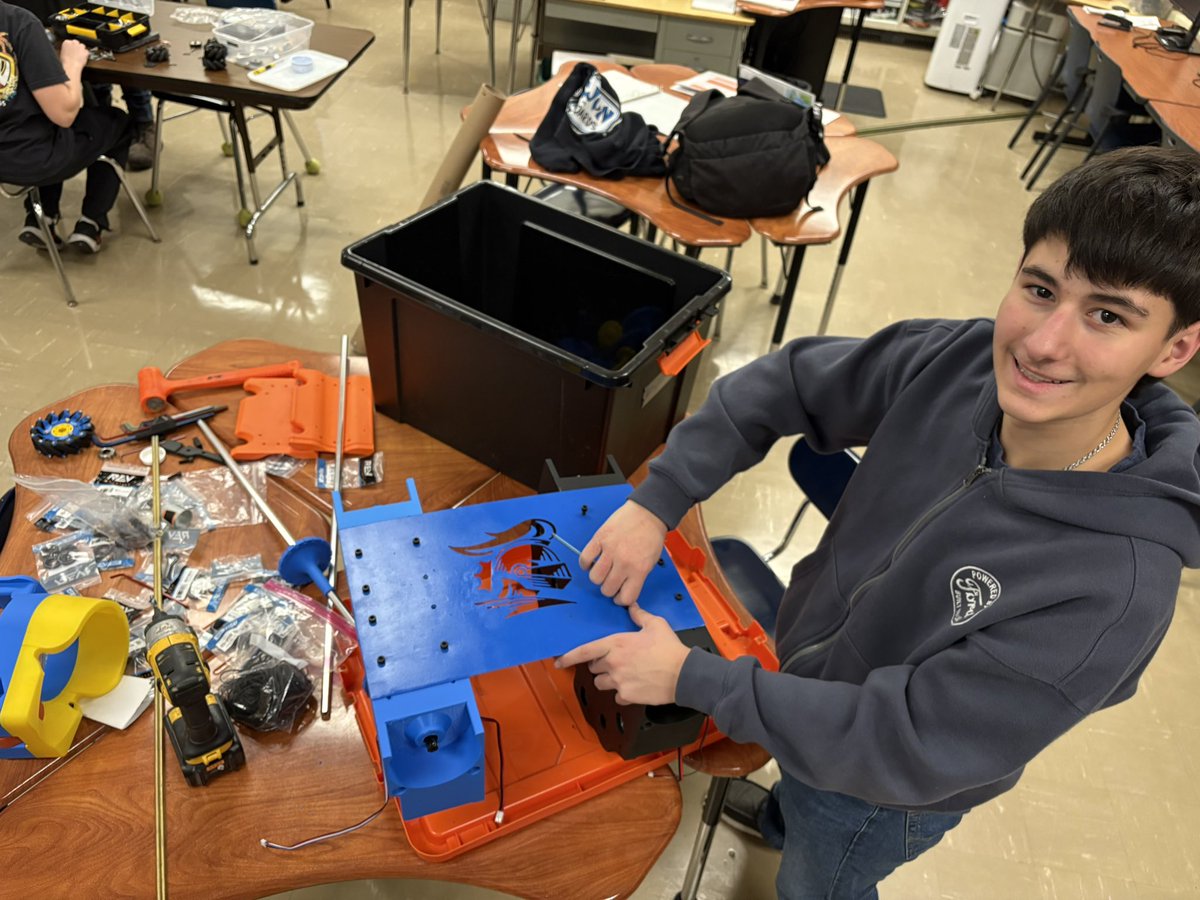 Allen Turton IV tweet media