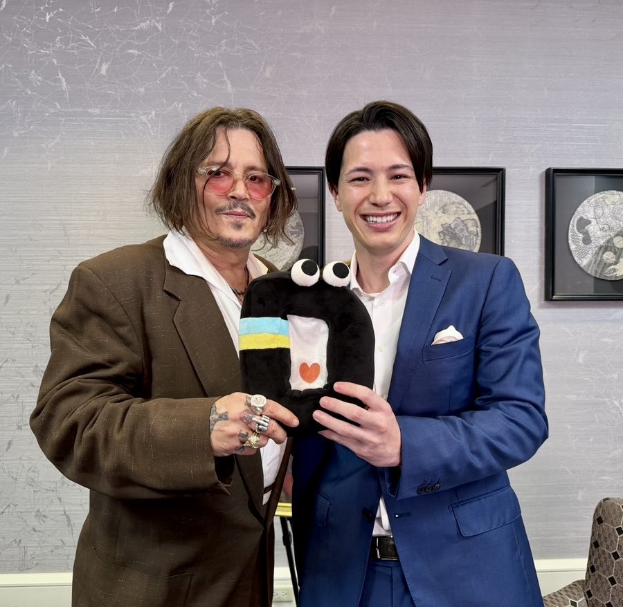 Looks like while God Dad (#JohnnyDepp) was in Japan last year, he also did an interview with <a href="/ntv_DayDay/">DayDay.【日テレ公式】</a>, set to air in Japan on 15th January  2026 🇯🇵🎬 (correct me if I’m wrong)

(Credits to <a href="/ntv_DayDay/">DayDay.【日テレ公式】</a>)