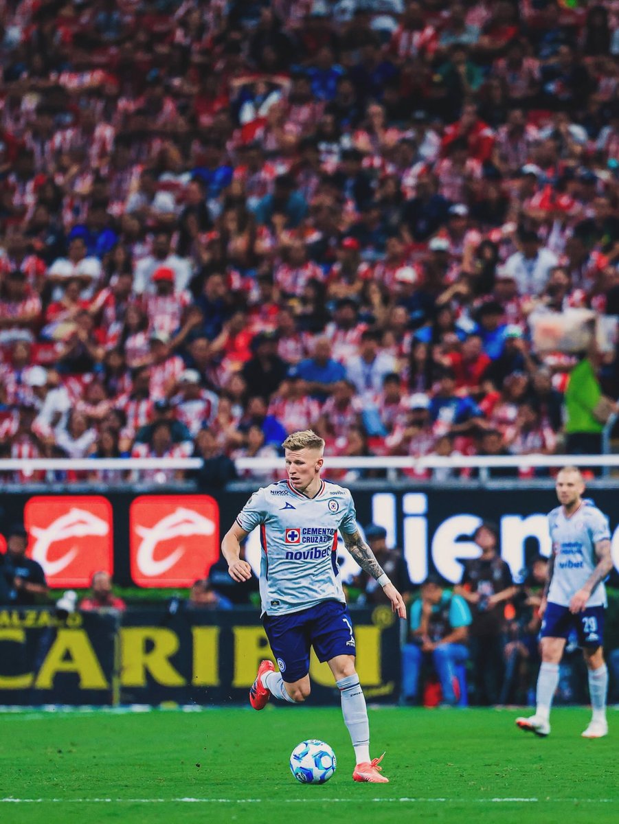 asrielebp's tweet image. #CruzAzul 🚂 | Fuentes
Houston presentó su oferta final por Bogusz: un total de 11.7 MDD, incluyendo bonificaciones por rendimiento y un porcentaje por futura venta.
A falta de un acuerdo definitivo —y salvo que ocurra algo extraordinario—, el polaco dejará de ser jugador de CA.