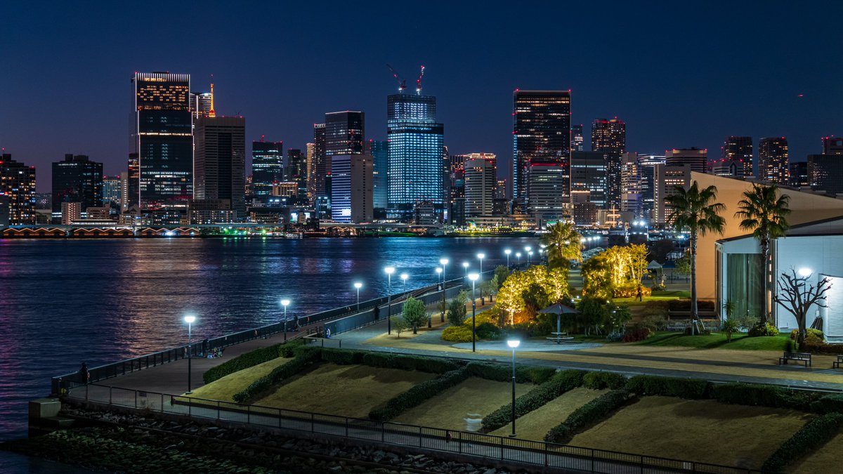 Sakashitagram_T's tweet image. 有明のUNIQLO裏の公園いつも人居なくて穴場ですよな