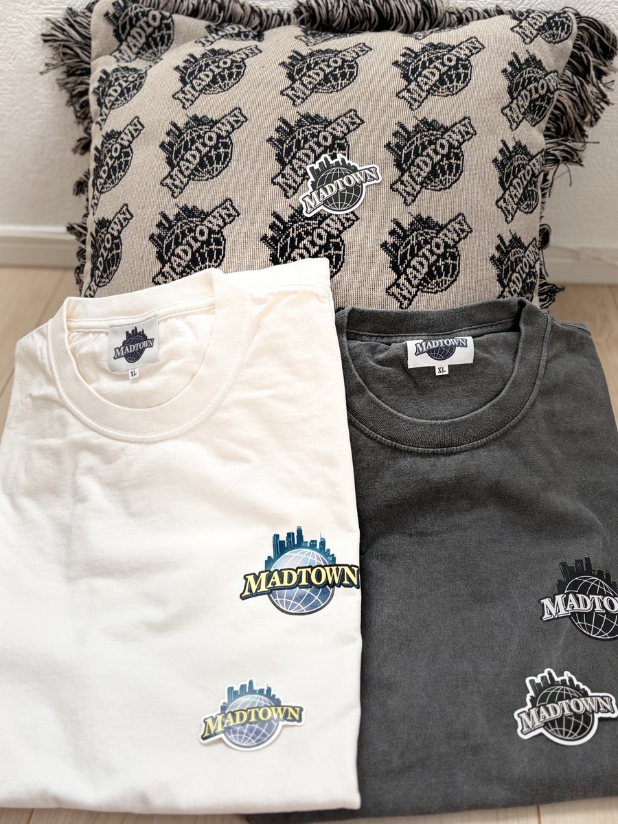 今日届いた〜😆
いいですね〜😍
Tシャツ結構しっかりしてるから春先もいけるか☺️

#vaultroom
#MADTONW