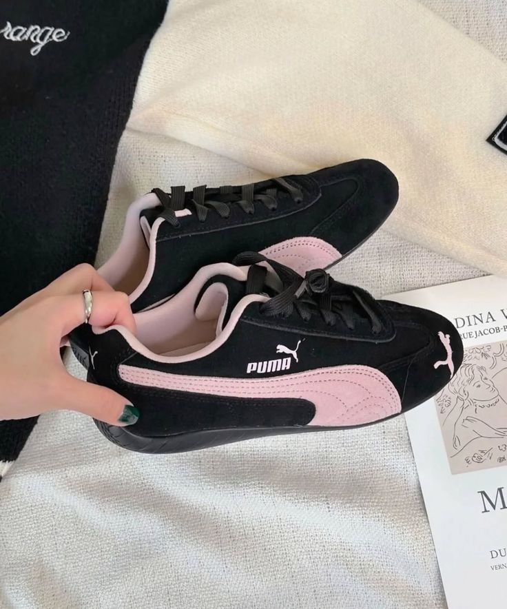 fitbyilen's tweet image. puma speedcat black mauve mist pink✨🎀
