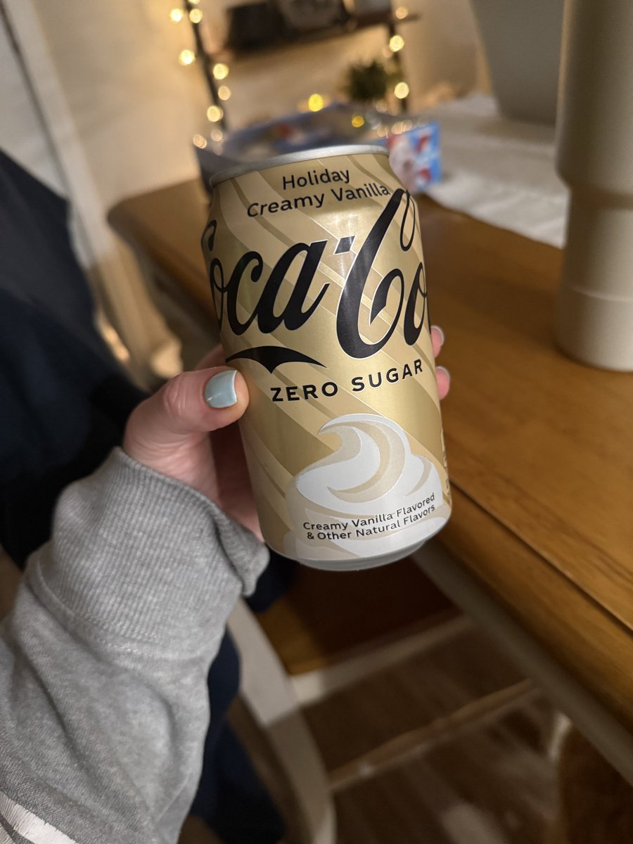 maddyypadddy's tweet photo. @CocaCola @CocaColaCo my boyfriend is not a Coke guy so I got 3 cases of these for myself … now all of a sudden he’s a Coke guy and my cases are dwindling 🥲 I can’t wait until next year!!! Do you have any back stock anywhere? Can you make a year round creamy vanilla? 🫠 https://t.co/lE4mFGPG73