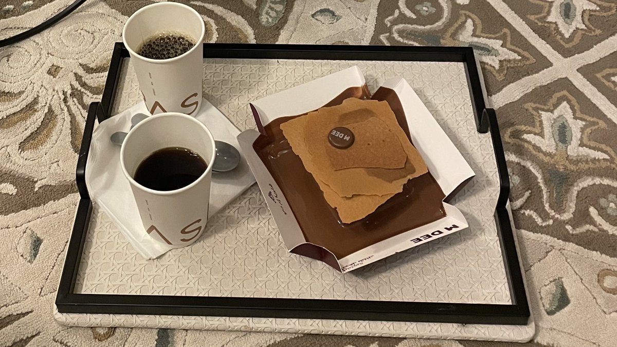 Night coffees with sister❣️