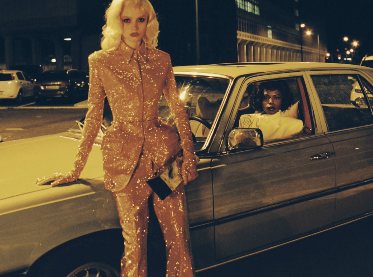 cppluxury's tweet image. MUGLER presents first ad campaign by Miguel Castro Freitas

#Mugler #luxuryfashion #luxury #fashion #luxuryretail #luxurybusiness #CPPLuxury @Mugler