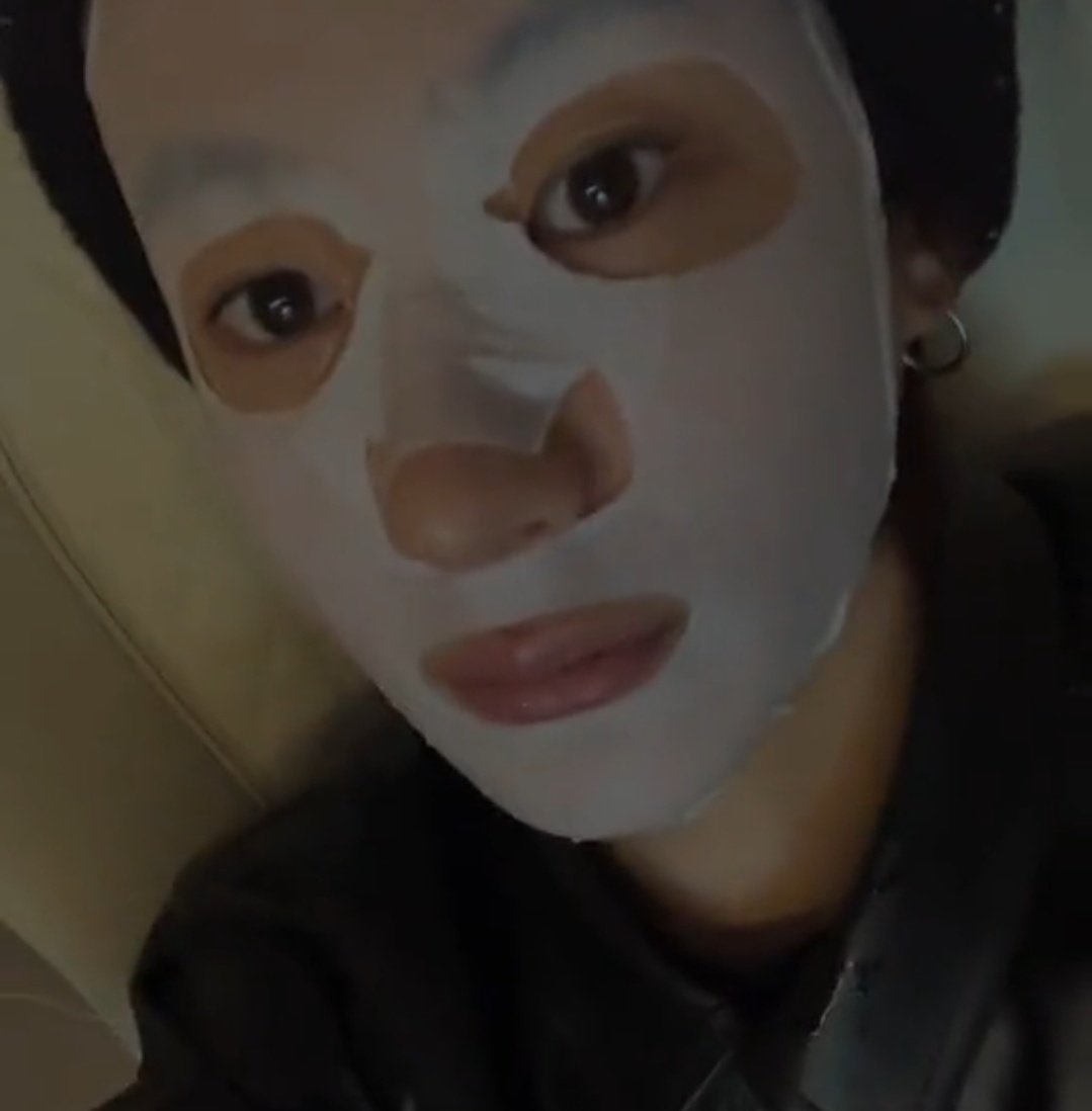 amntonni's tweet image. จั๊นรักผุ้ชายที่ชอบดูแลตุวเองทิ่สุด ง่ะ