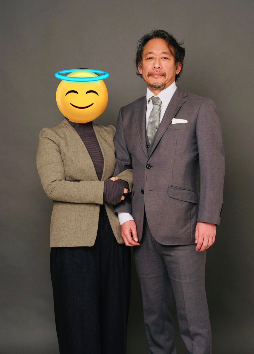 長女の成人式にあわせ写真館で家族写真。 七五三以来17年ぶり😅 やはり