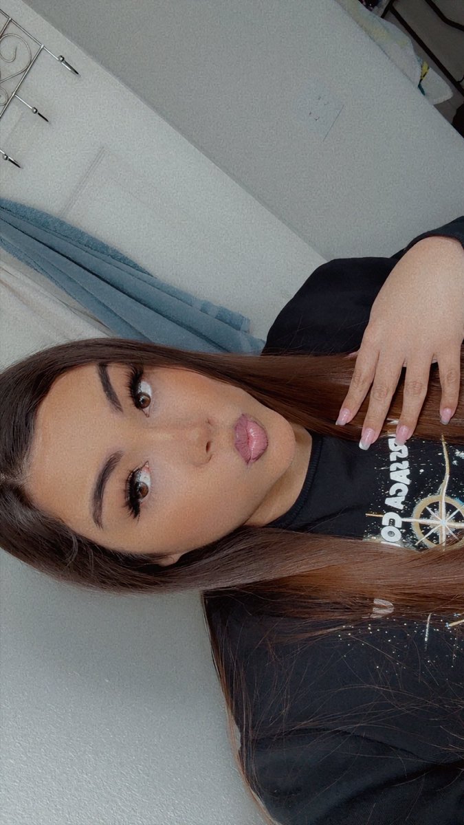 AriRodriguez_'s tweet image. 💖💖