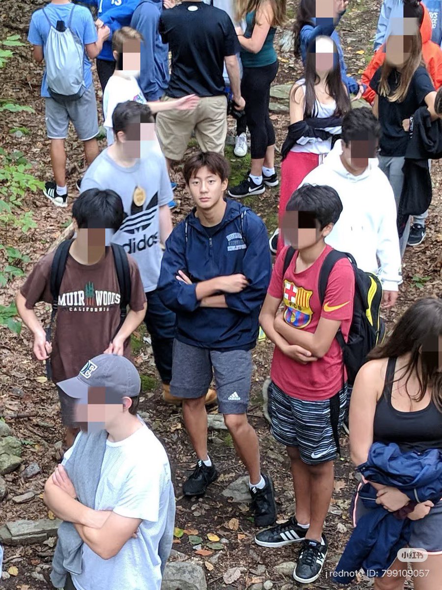 asbaguette's tweet image. หนึ่งในไอดอลที่พรีเดบิวต์โหดและเยอะที่สุด  บอกเลยว่าต้องมีแอนตัน ดูแต่ละรูป 😲