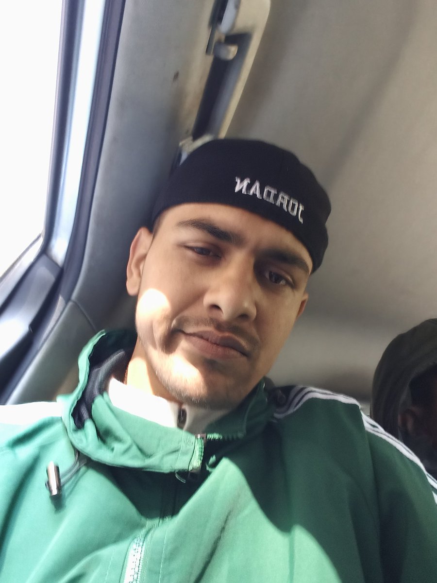 Nights are louder when brothers roll together.

#brotherhood #kulekhani #chitlang #nepal