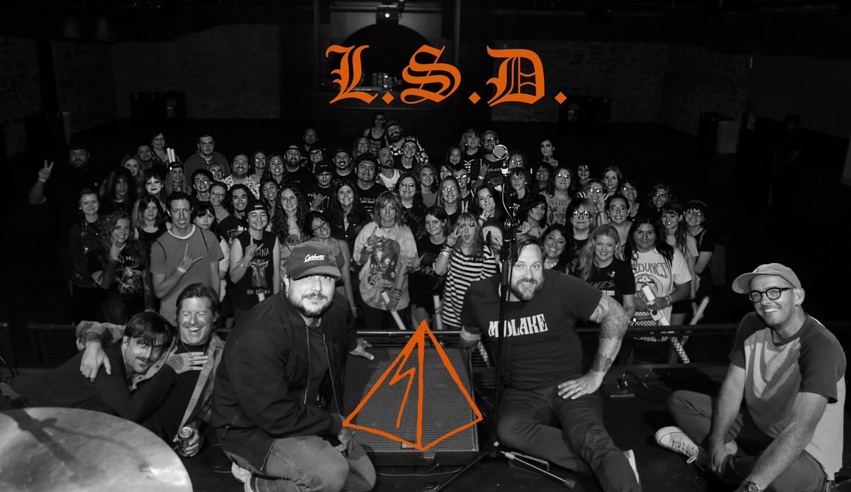 tim every hour 🎸 (@hourlytimpayne) on Twitter photo 