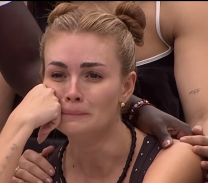 seresbasicos's tweet image. Yo viendo que Altafulla tampoco apareció hoy y sigue brillando por su ausencia.😭

#Altafulla