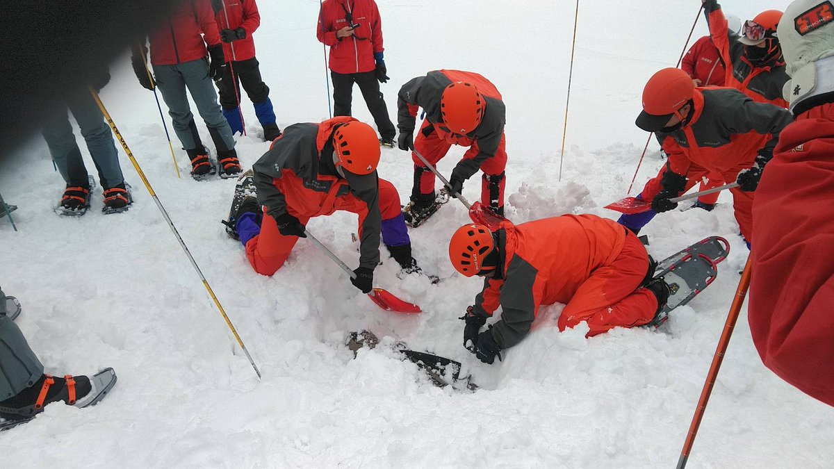 山岳救助隊訓練わず。