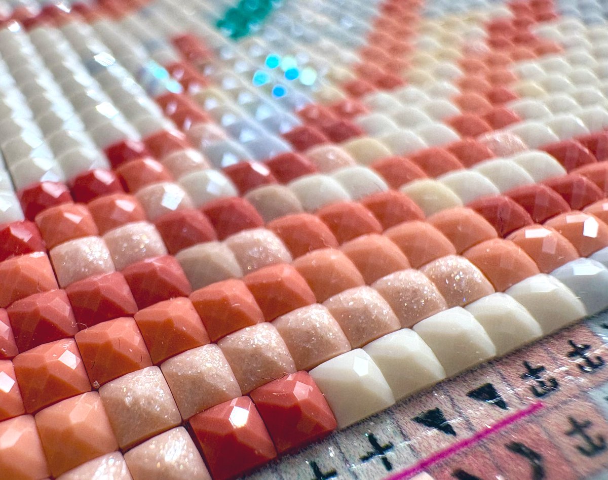 DAC「Beautiful Hummingbird」進捗です🕊️ AB地獄のピンセット置きに