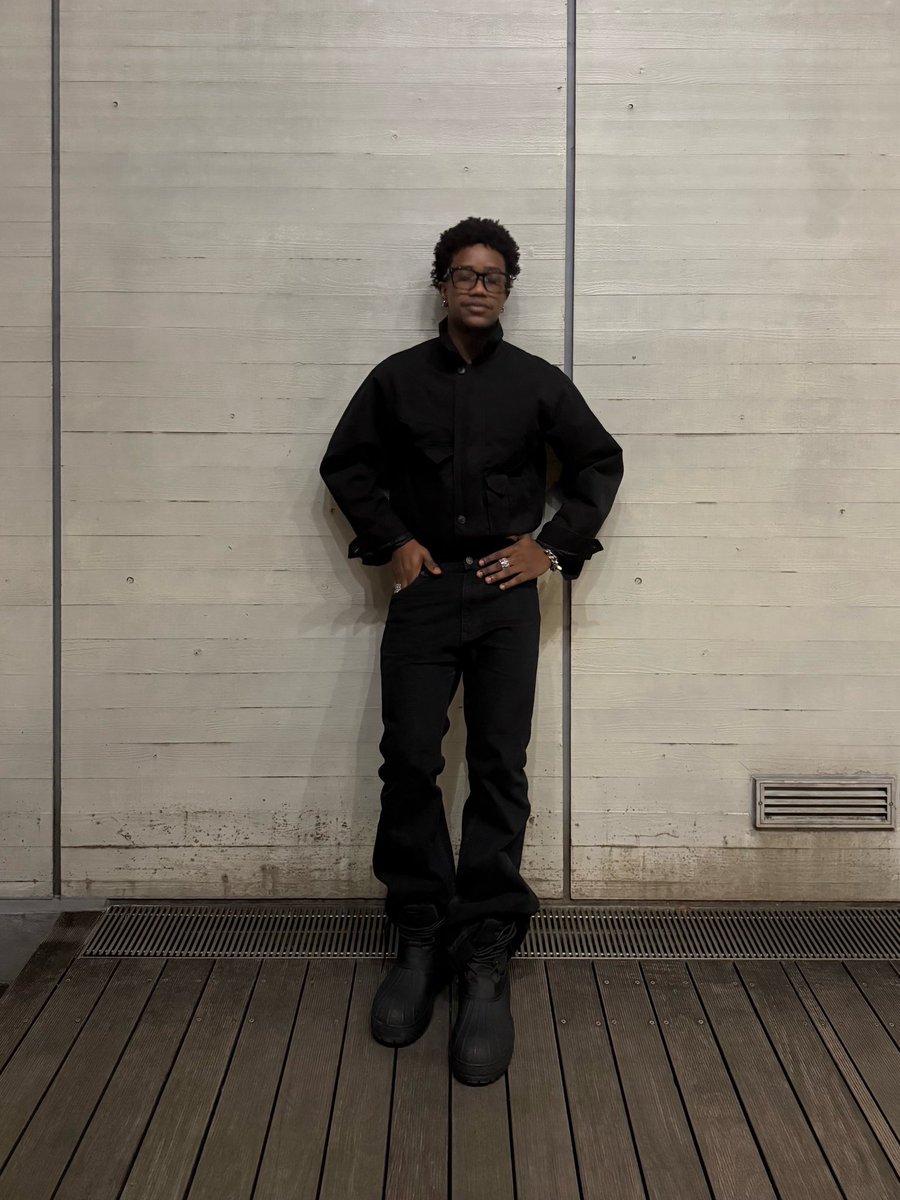 ———-+ tweet media