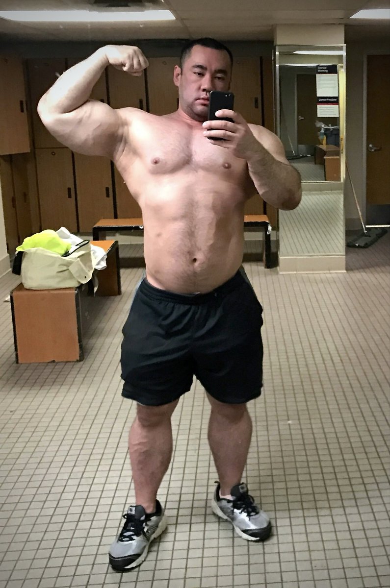 bestmaximo tweet media