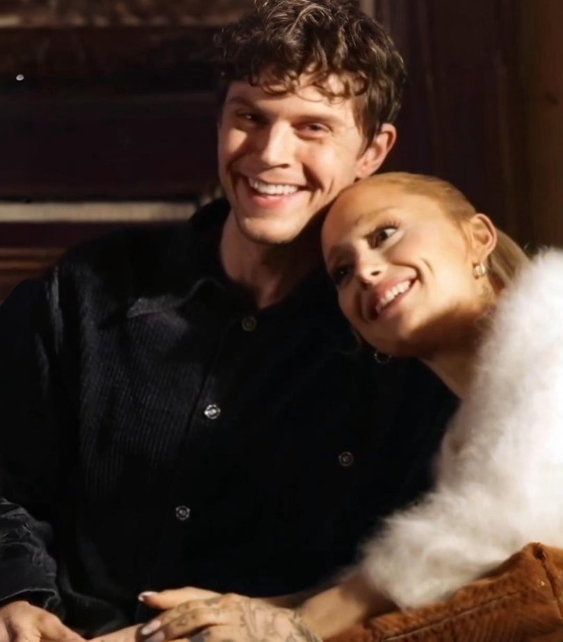 AHSZone's tweet photo. Evan Peters on Ariana Grande joining “American Horror Story” Season 13:

“It’s happening. What doesn’t she bring to the cast? I mean, she’s an incredible performer and actress and I think that’s gonna be awesome to have her on board. I’m excited to see what’s going to be in the season. I haven’t read anything yet, so I’m curious what it’s going to be and what it’s going to have her doing.”