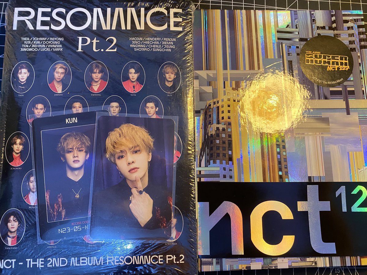 haepichanie's tweet image. #haepigiveaway Giveaway album resonance arrival set, album only superhuman &amp;amp; sg23 yuta set

Rules
- LIKE &amp;amp; RT
- comment what u want

end? tmr~~ good luck bb&amp;lt;3
