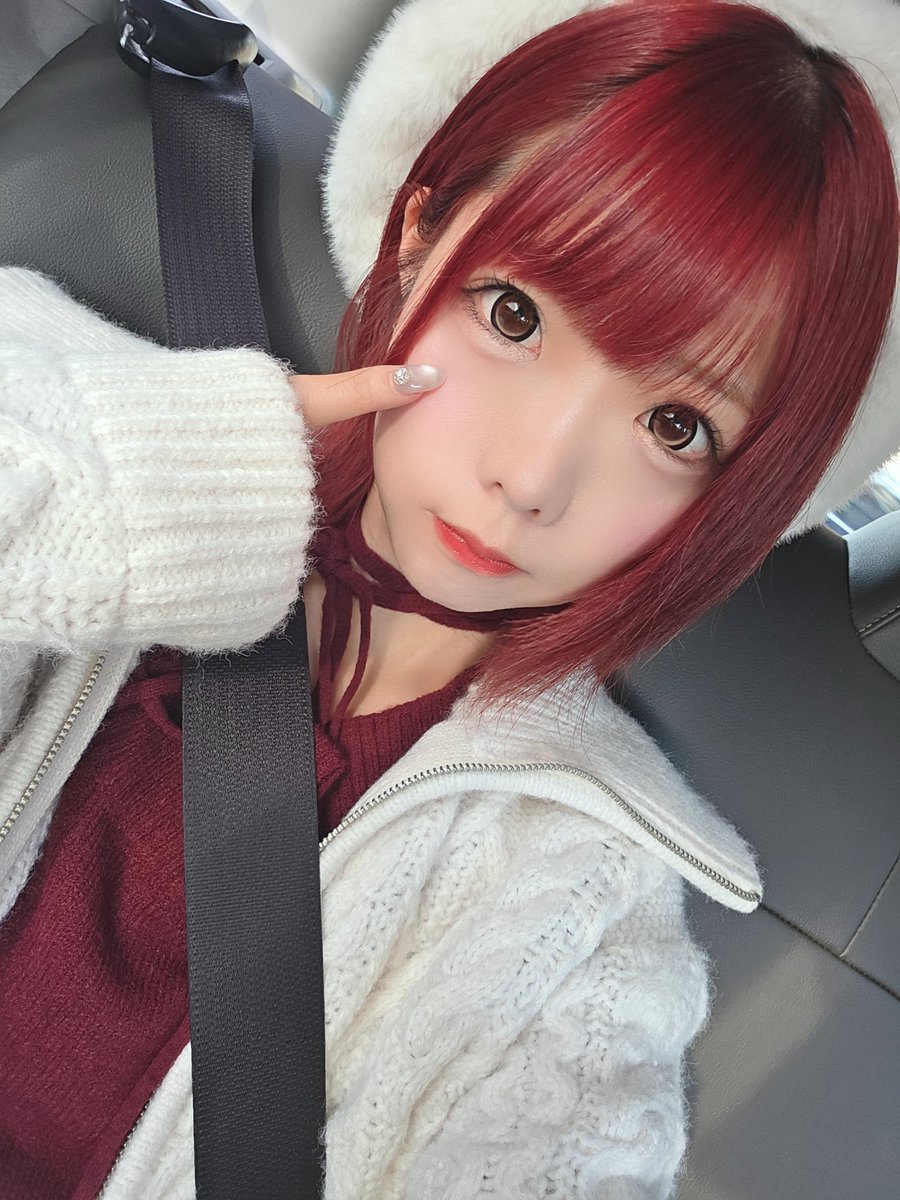 ニャロメちゃんの赤ほんまに可愛い 好きすぎます❤️❤️