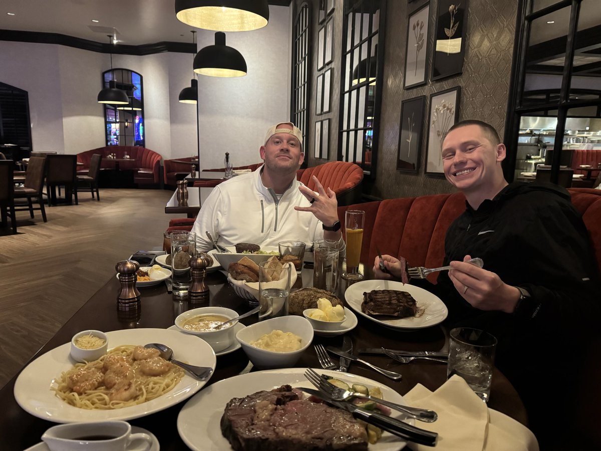 Bryan Jones tweet media