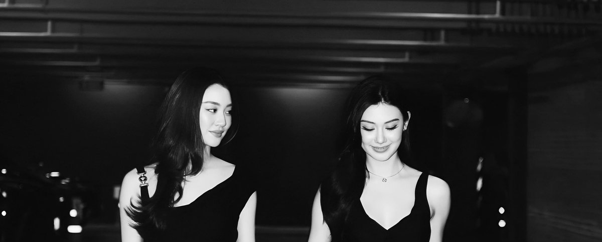 uaenaLM's tweet image. Some journeys are better together.

 #LenaMiu1stAnniversary