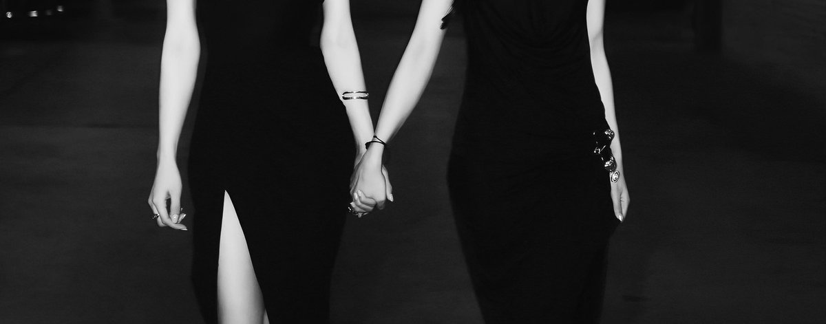 uaenaLM's tweet image. Some journeys are better together.

 #LenaMiu1stAnniversary