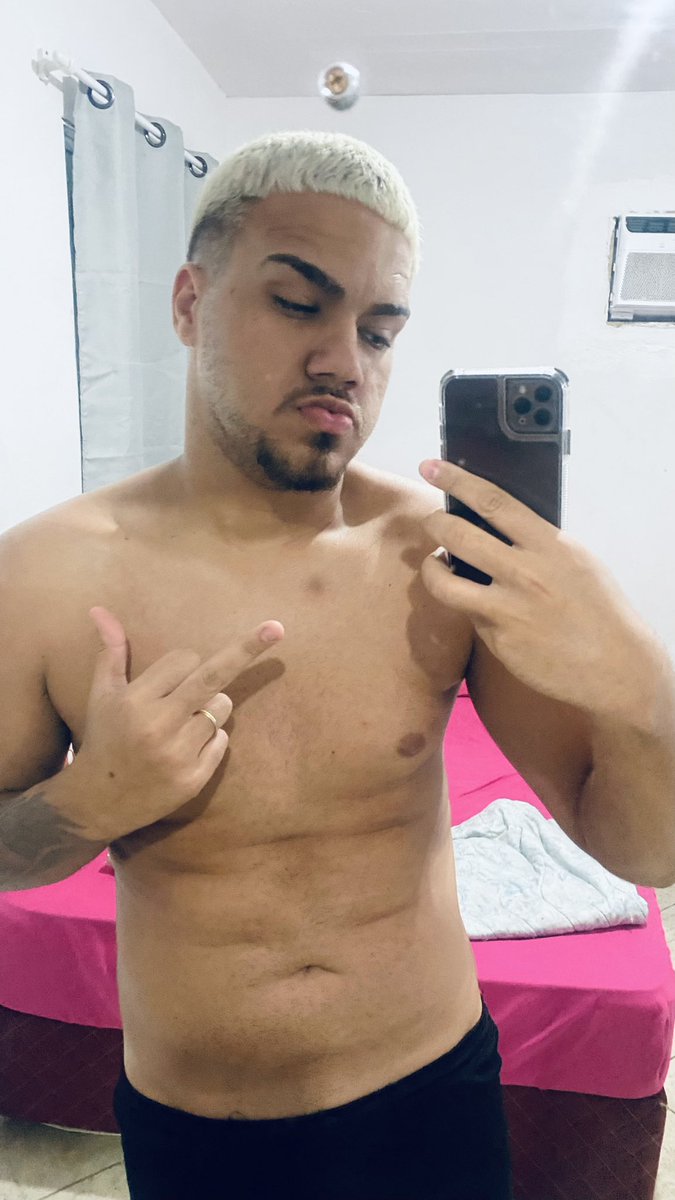 AlphaDvd's tweet image. Vem fazer o que vc faz de melhor e me servir pela madrugada trouxa, cria do RJ ta on metendo muito ferro ! 🖕🏽💸🍆🧠

@RT4MastersBR2 #cashmaster #findom