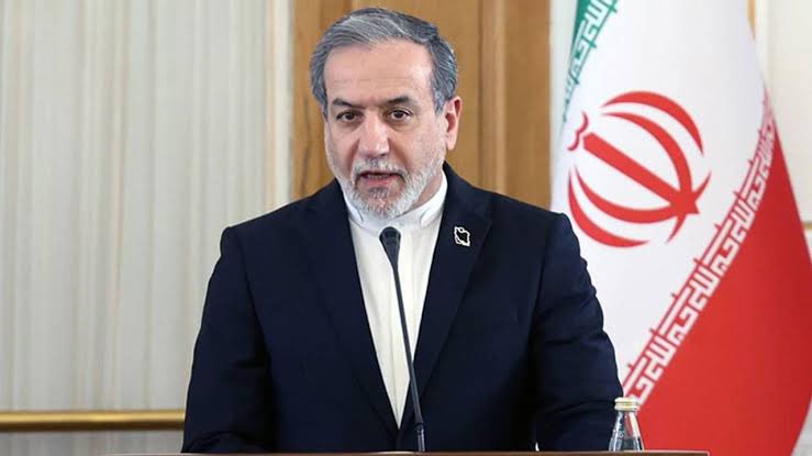Defence_Index's tweet photo. BREAKING: Iranian Foreign Minister Araghchi: 

Ballistic missiles are our means of defense; they are not negotiable. Why should we negotiate on them when we need them for our security and defense.

Source: Fox News https://t.co/JbX03m459x