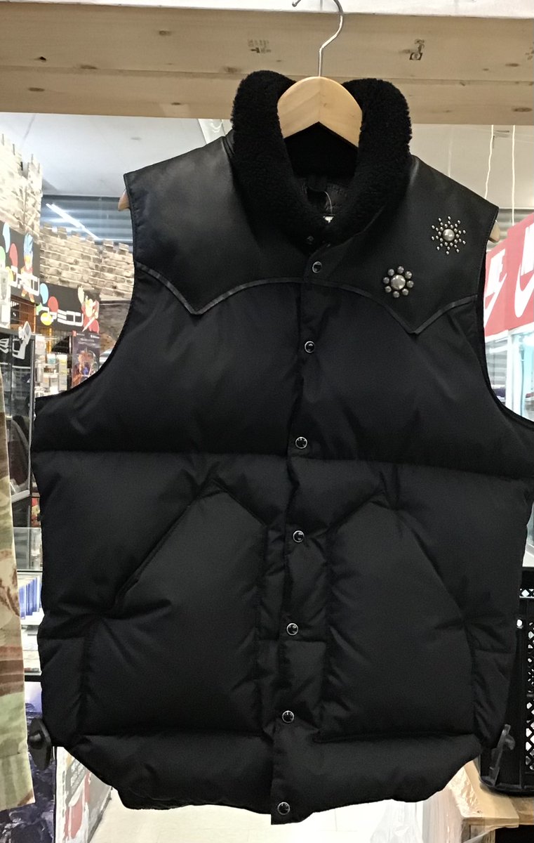 🔥Rocky Mountain Featherbed × HTC ダウンベスト 🔥 ロッキー